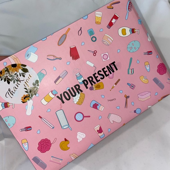 Packaging🌻💛 - Picture 6 of 9